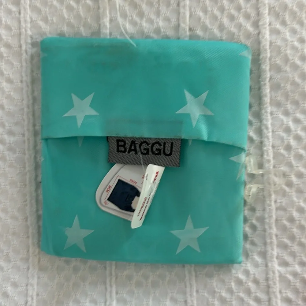 2 NWT IMITATION BAGGU foldable TOTE bags - turquoise/stars & Pink stripes - Picture 2 of 10